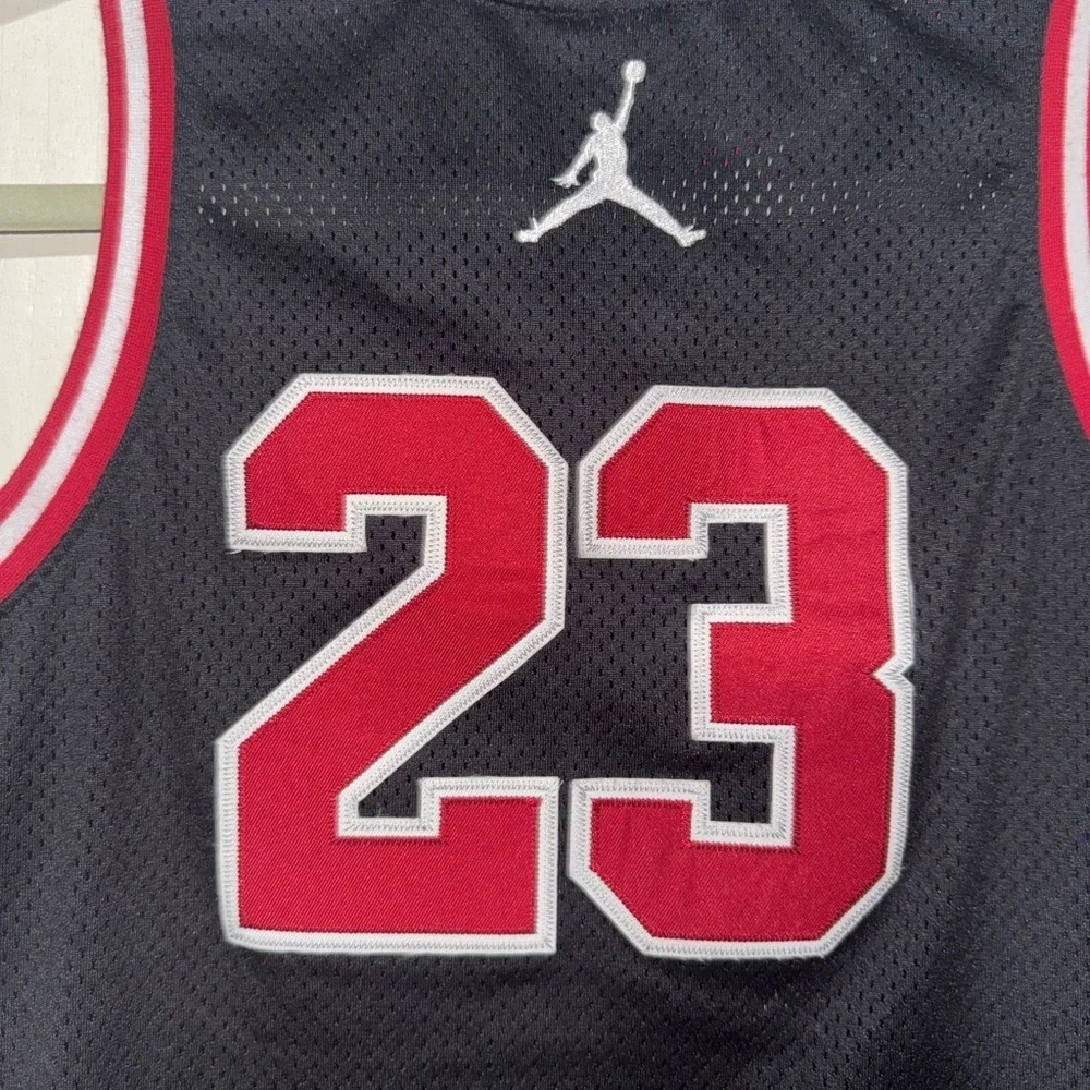 Jordan  Black and Red Jersey 12/13 years